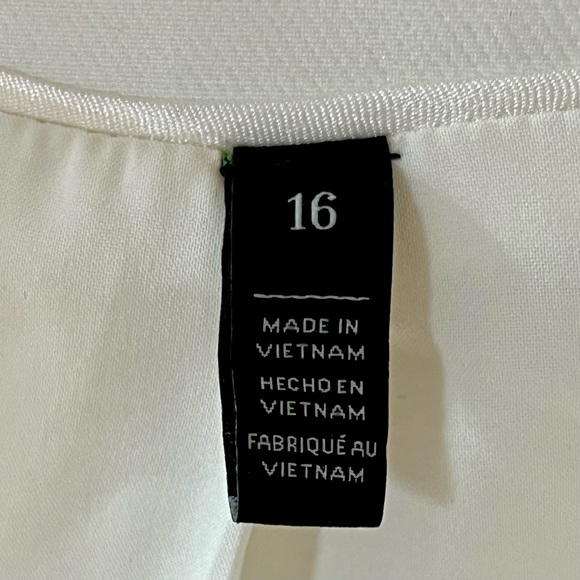 WHBM Signature Blazer in Ecru - Picture 12 of 13